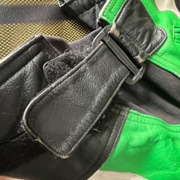 Rocket Motor Cycle Jacket. - Picture 8 of 12